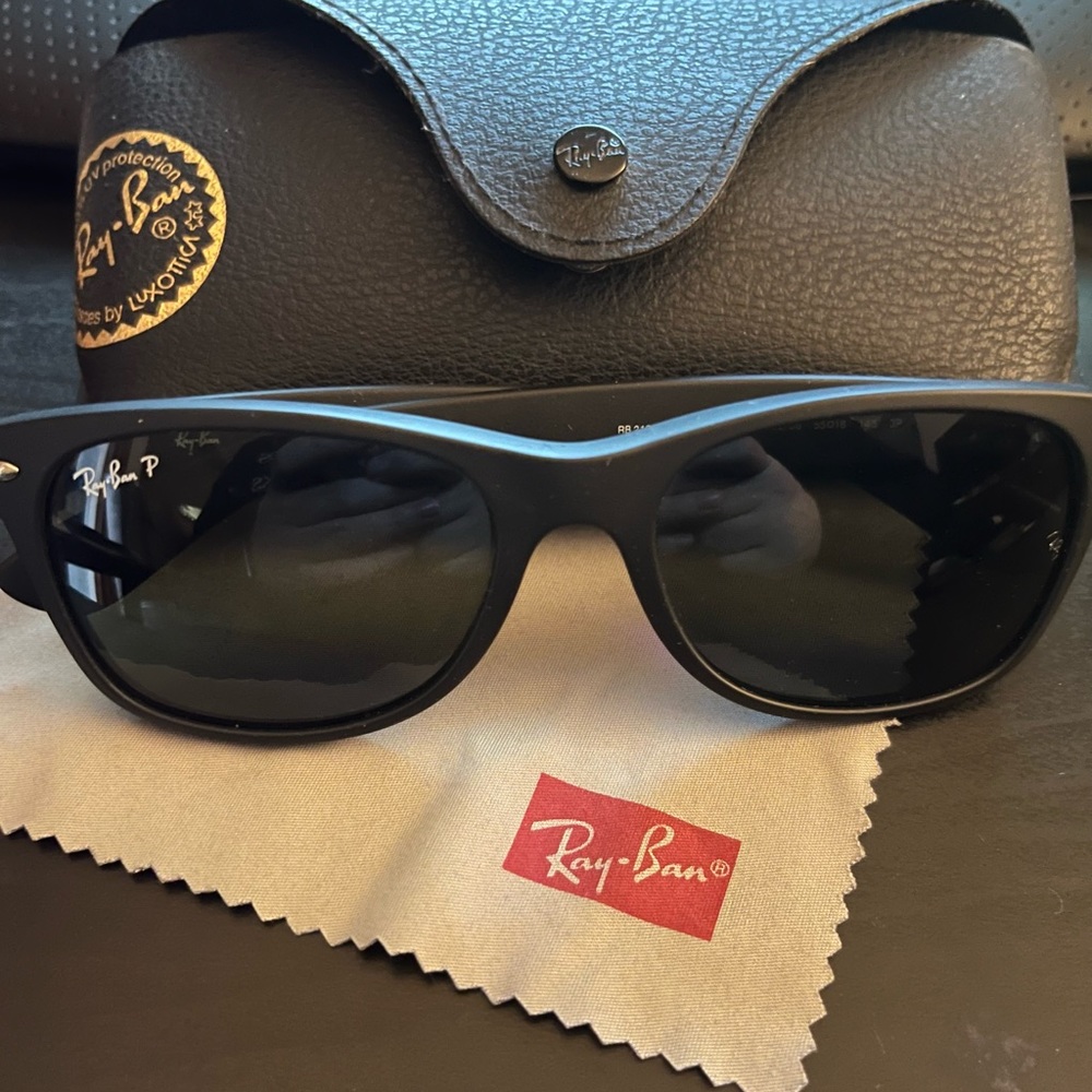 Ray-Ban RB2132 New Wayfarer Sunglasses Matte Black Frame Polarized Solid Lens,55